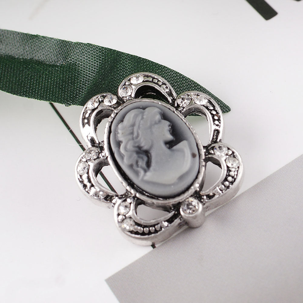 Celtic Cameo